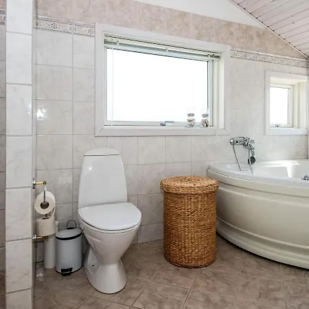 Prázdninový dům 6 Person Holiday In